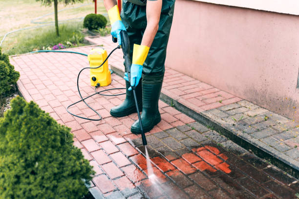 Professional Pressure washing in Lexington, MO